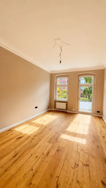 Stilvolle 2 Zimmerwohnung mit Einbauküche und Balkon — photo 1